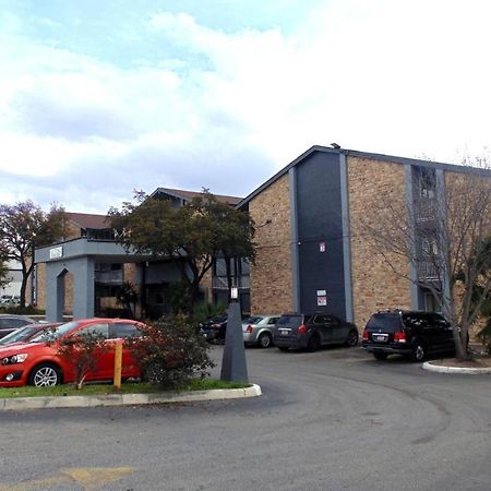 Home Suites San Antonio Kültér fotó